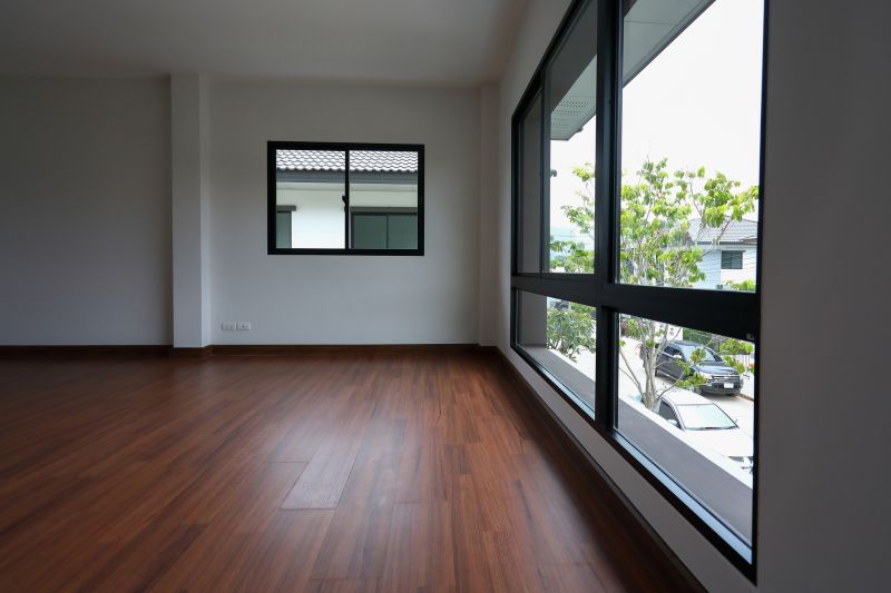 Laminate Floor Replacement in Cayuga, IN